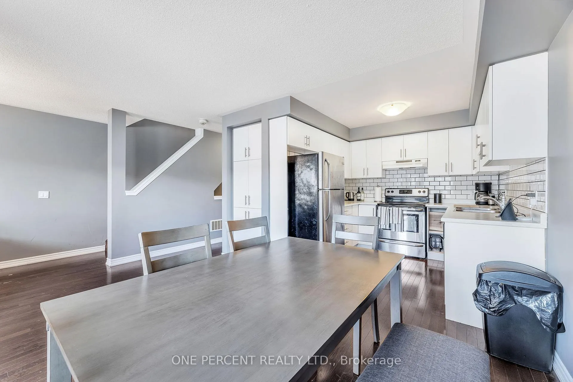 Photo 13 of 19 Nearco Crescent, Oshawa, Windfields — HOMEH