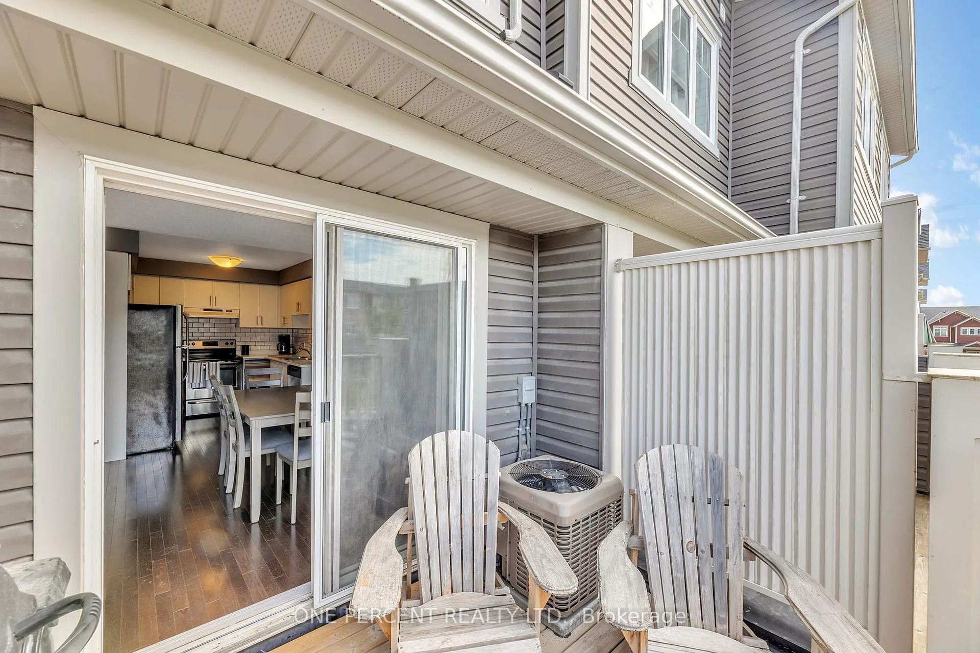 Photo 17 of 19 Nearco Crescent, Oshawa, Windfields — HOMEH