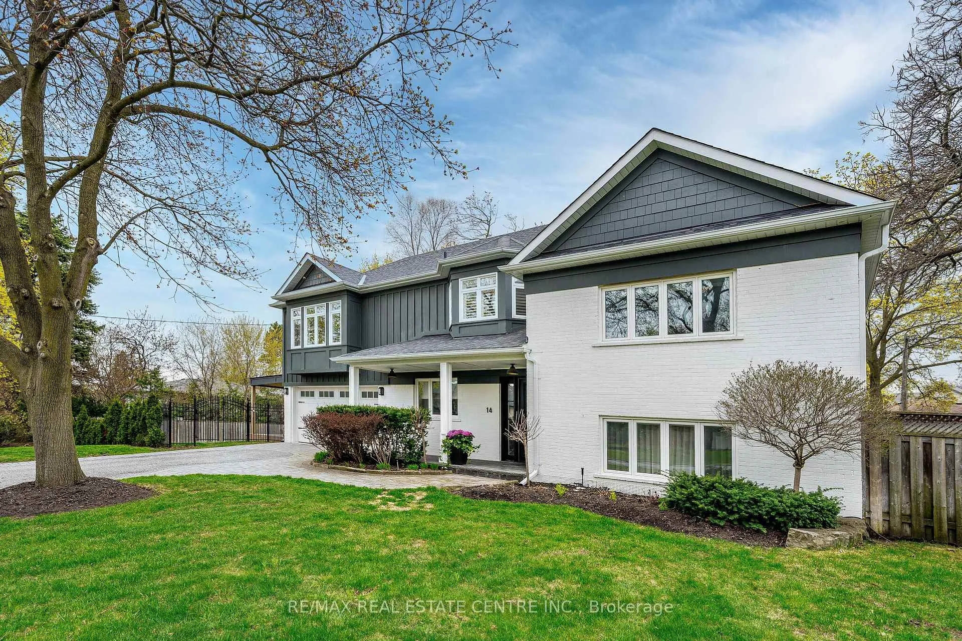 Photo 2 of 14 Billy Joel Crescent, Markham, Markham Village — HOMEH