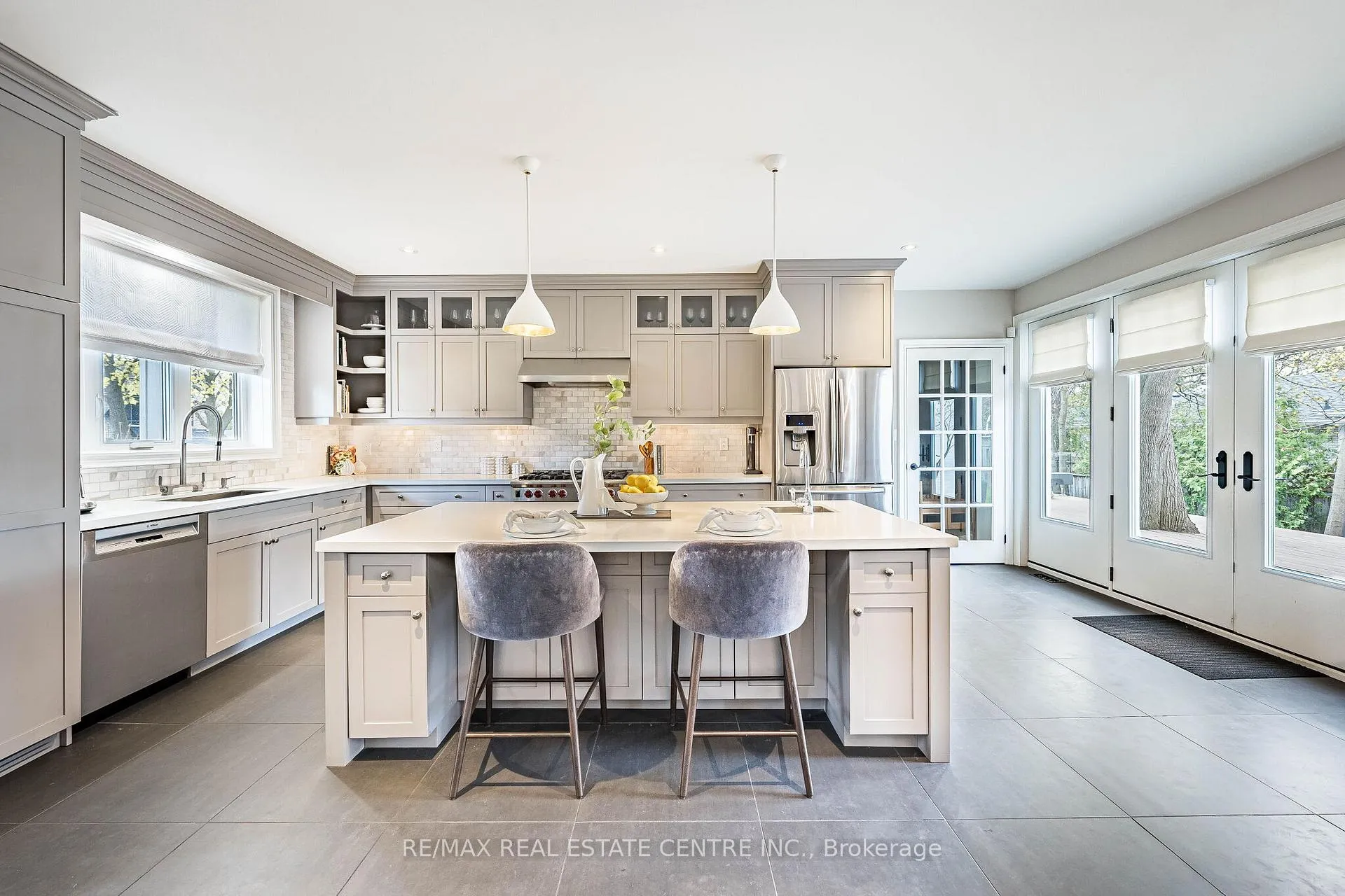 Photo 3 of 14 Billy Joel Crescent, Markham, Markham Village — HOMEH