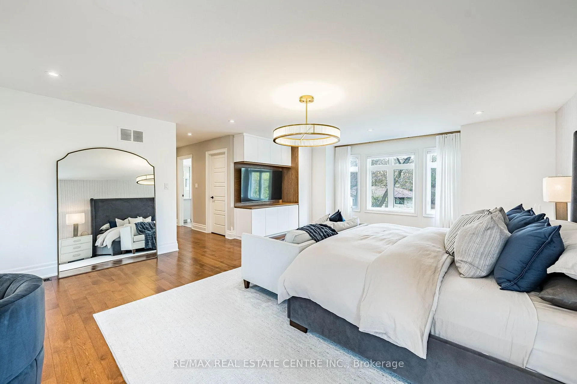 Photo 17 of 14 Billy Joel Crescent, Markham, Markham Village — HOMEH