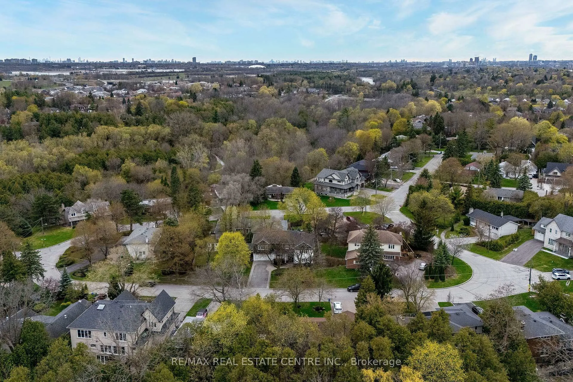Photo 48 of 14 Billy Joel Crescent, Markham, Markham Village — HOMEH