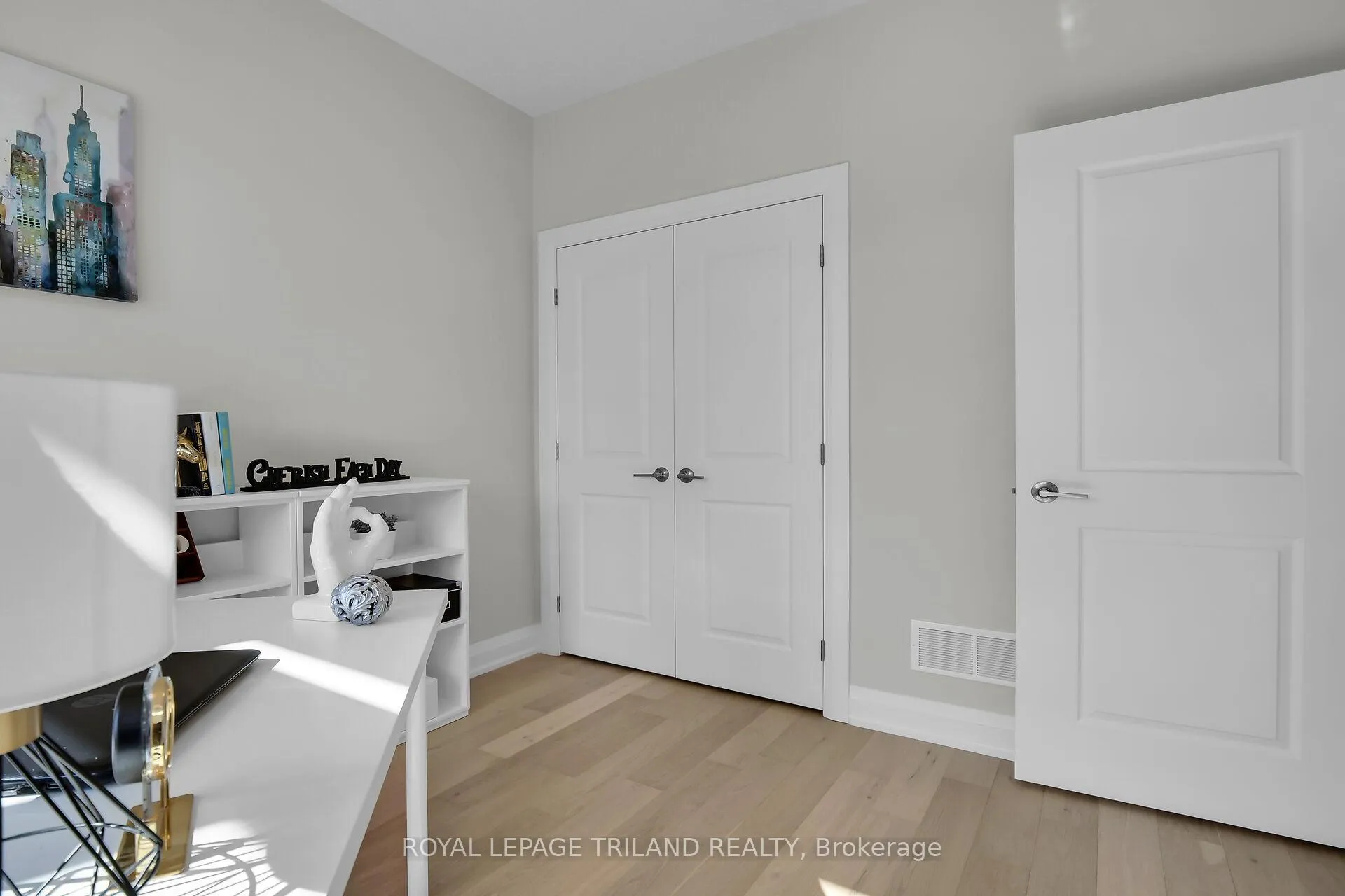 Photo 7 of Unit 6, 383 Daventry Way, Middlesex Centre, Kilworth — HOMEH