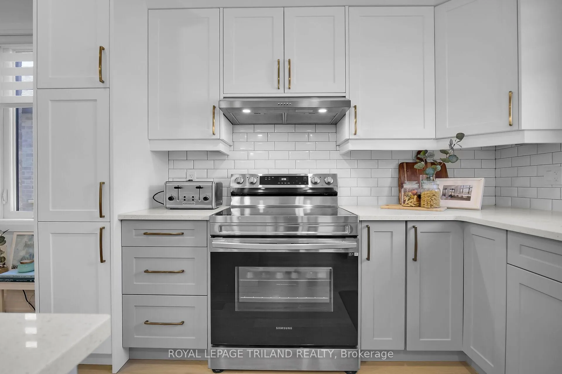 Photo 17 of Unit 6, 383 Daventry Way, Middlesex Centre, Kilworth — HOMEH