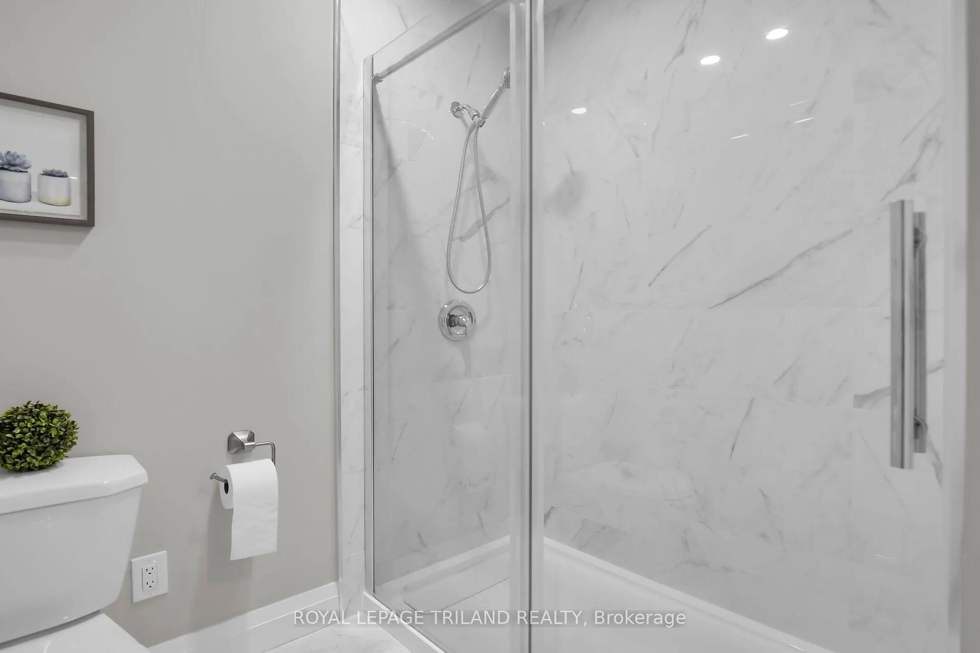 Photo 37 of Unit 6, 383 Daventry Way, Middlesex Centre, Kilworth — HOMEH