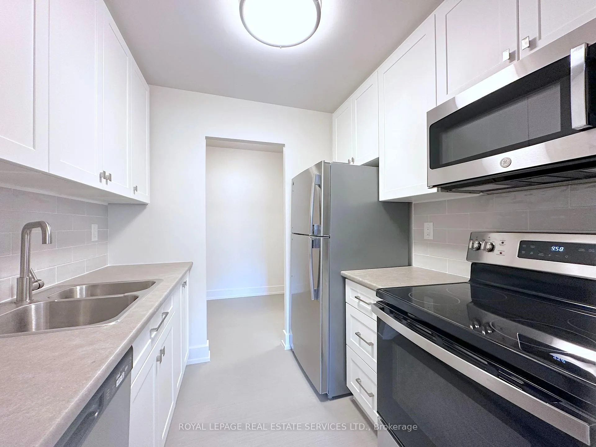 Photo 2 of Unit 103, 190 Clark Boulevard, Brampton, Queen Street Corridor — HOMEH