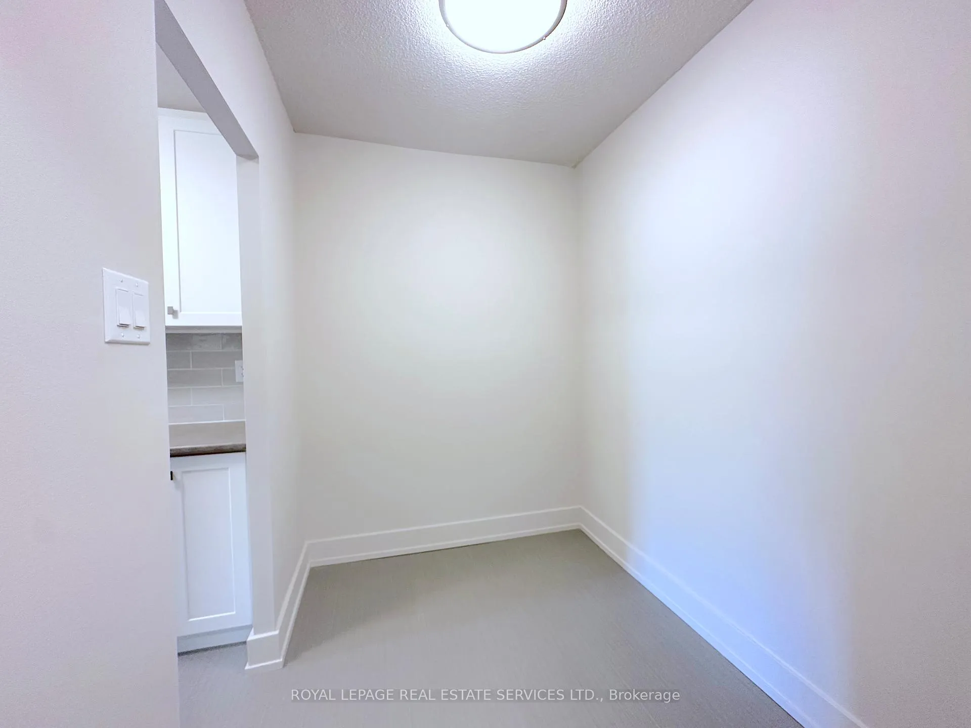 Photo 5 of Unit 103, 190 Clark Boulevard, Brampton, Queen Street Corridor — HOMEH