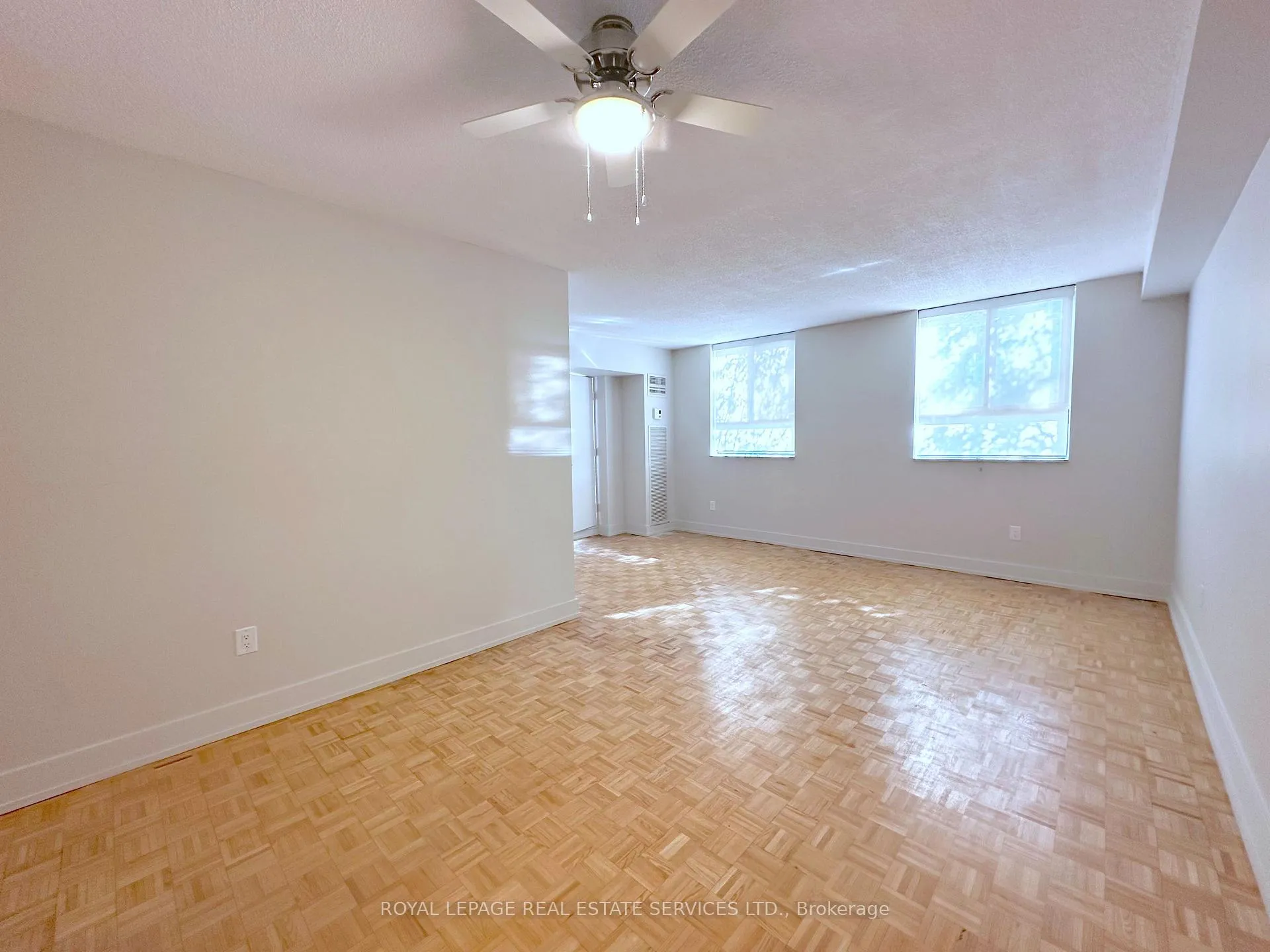 Photo 7 of Unit 103, 190 Clark Boulevard, Brampton, Queen Street Corridor — HOMEH