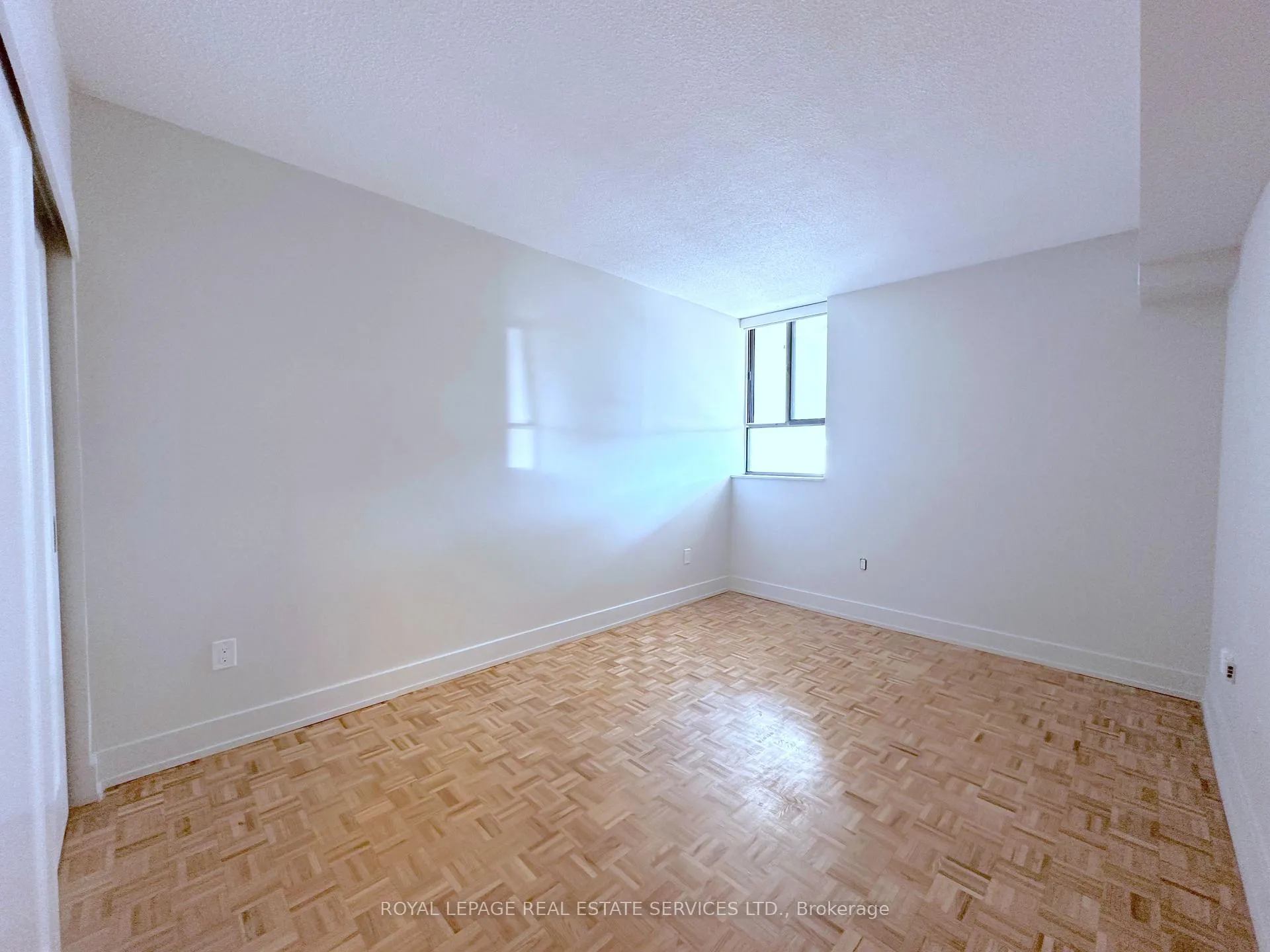 Photo 12 of Unit 103, 190 Clark Boulevard, Brampton, Queen Street Corridor — HOMEH