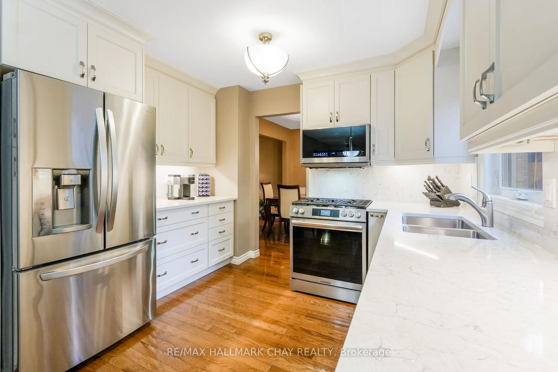Photo 17 of 22 Giffin Road, Hamilton, Dundas — HOMEH