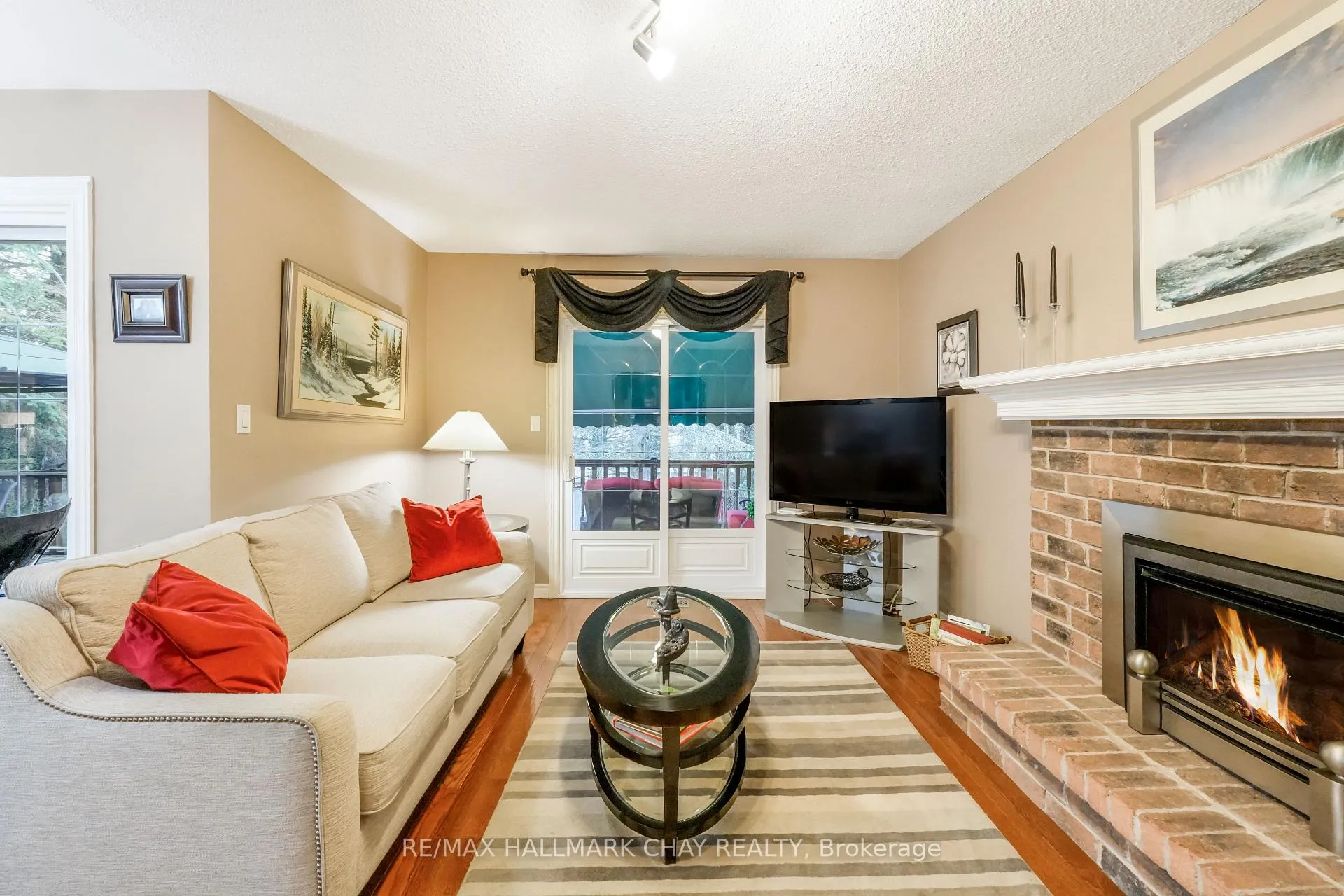 Photo 20 of 22 Giffin Road, Hamilton, Dundas — HOMEH