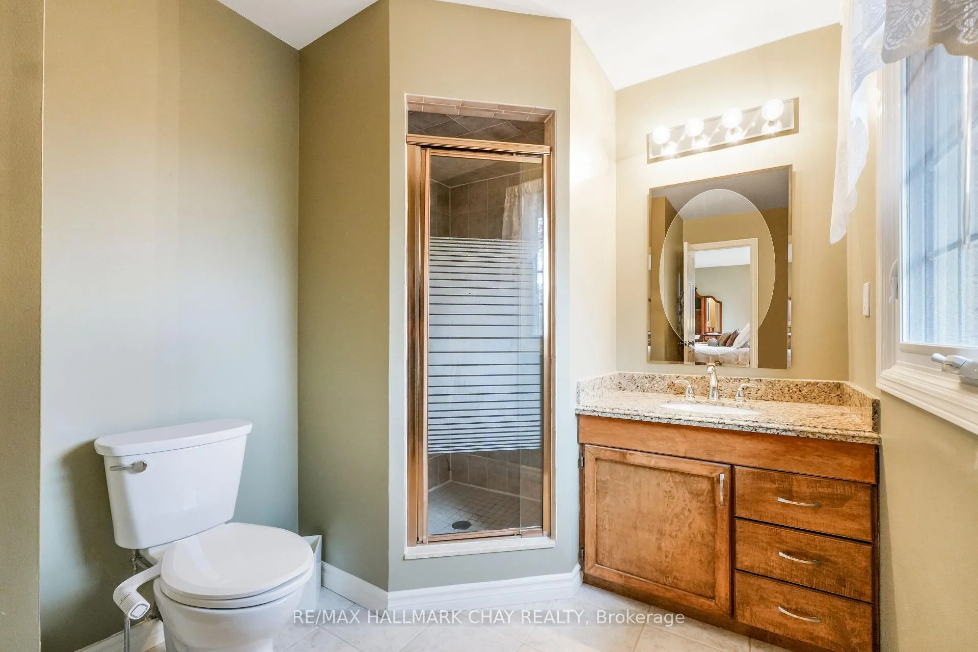 Photo 28 of 22 Giffin Road, Hamilton, Dundas — HOMEH