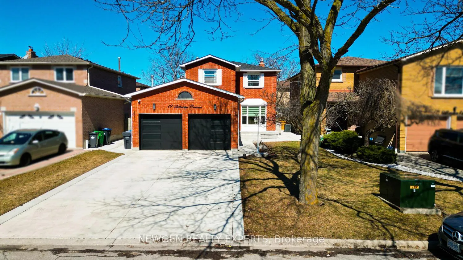 Photo 1 of 19 Stillwater Crescent, Brampton, Brampton West — HOMEH