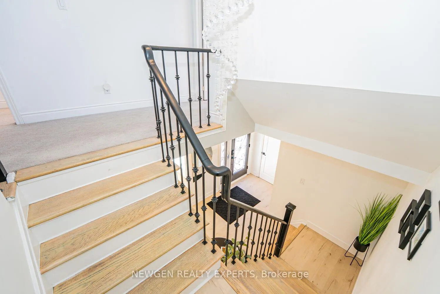 Photo 19 of 19 Stillwater Crescent, Brampton, Brampton West — HOMEH