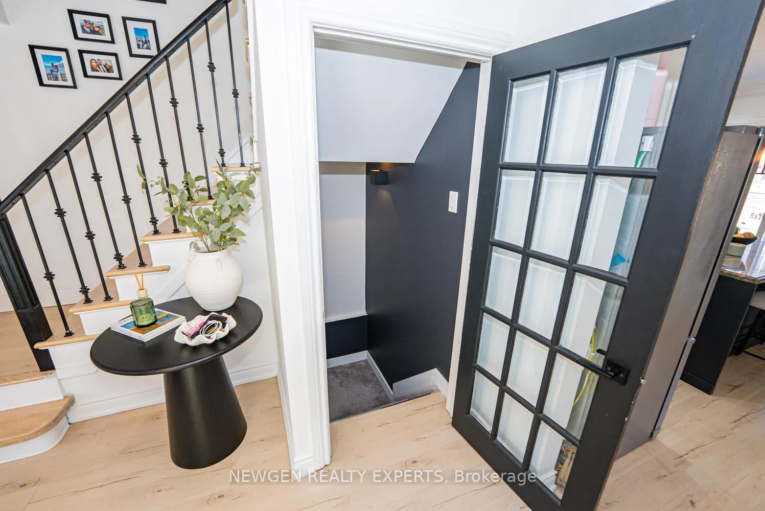 Photo 28 of 19 Stillwater Crescent, Brampton, Brampton West — HOMEH