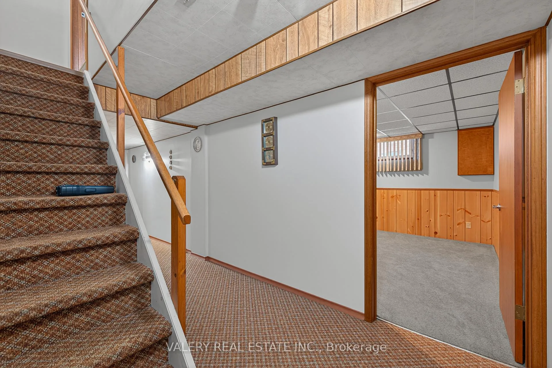 Photo 14 of 2063 Old Mill Road, Kitchener — HOMEH