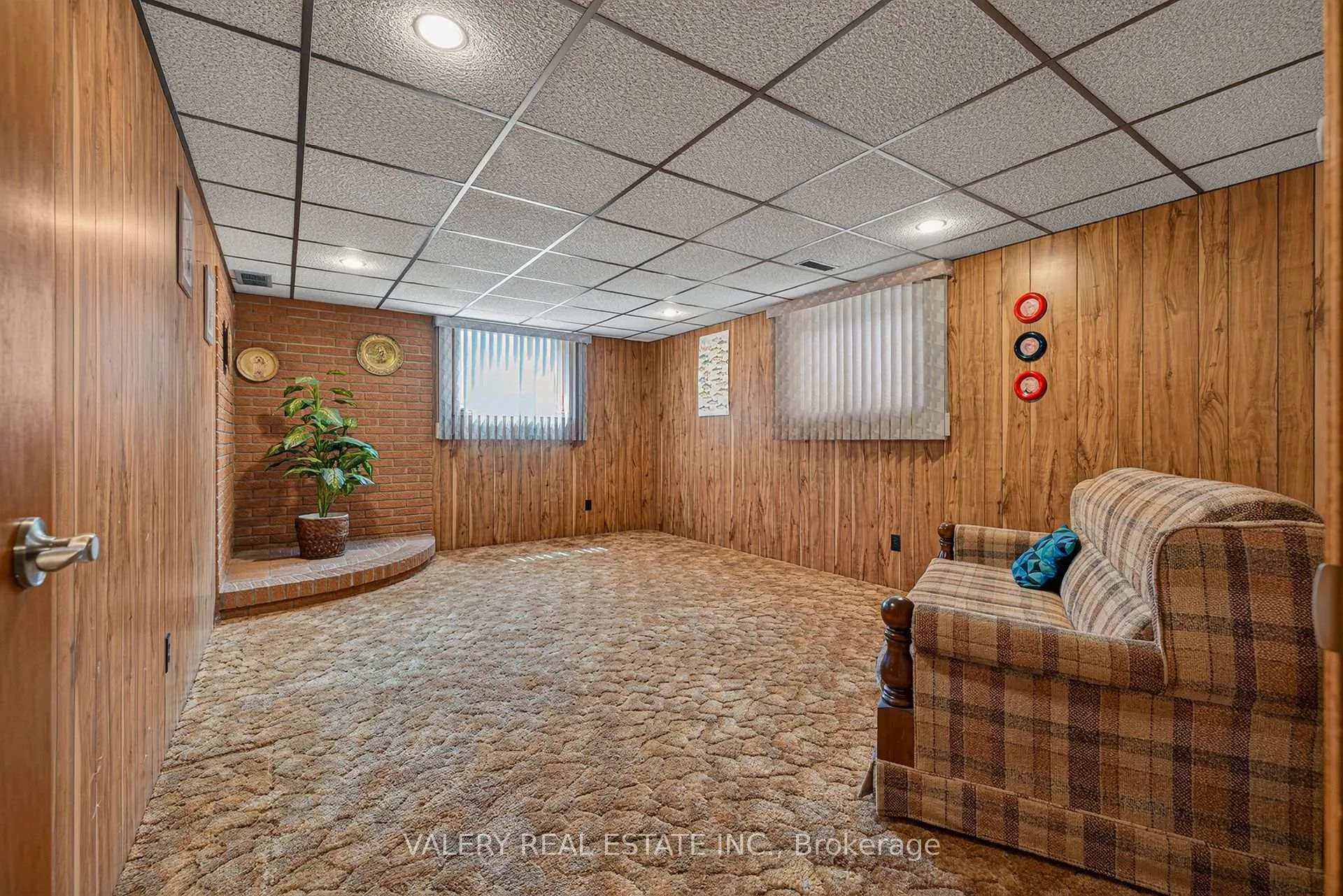 Photo 17 of 2063 Old Mill Road, Kitchener — HOMEH