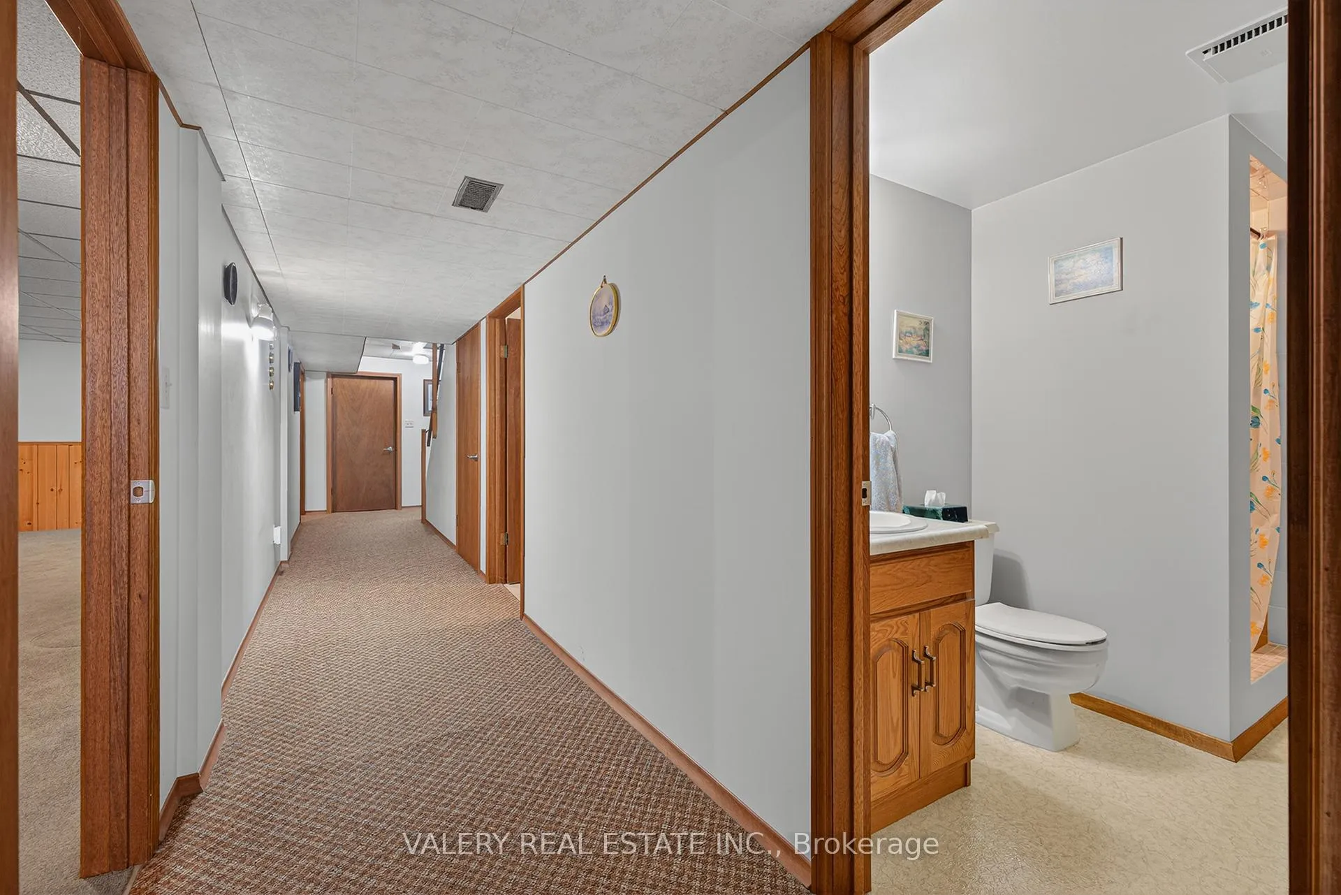 Photo 18 of 2063 Old Mill Road, Kitchener — HOMEH