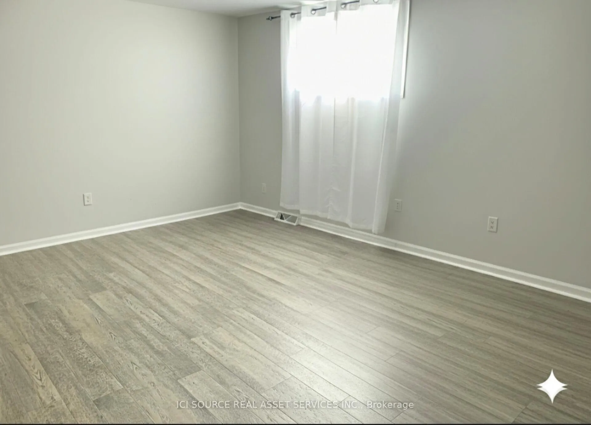 Photo 3 of Unit Basement, 39 Dewal Place, Belleville, Belleville Ward — HOMEH