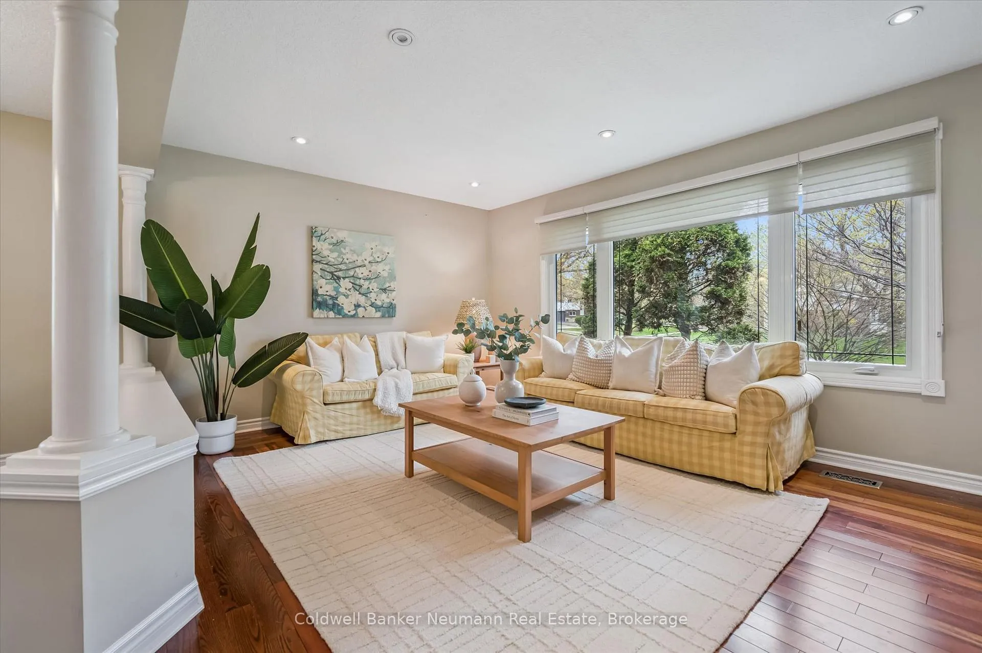 Photo 8 of 5 Ervin Crescent, Guelph, Kortright West — HOMEH