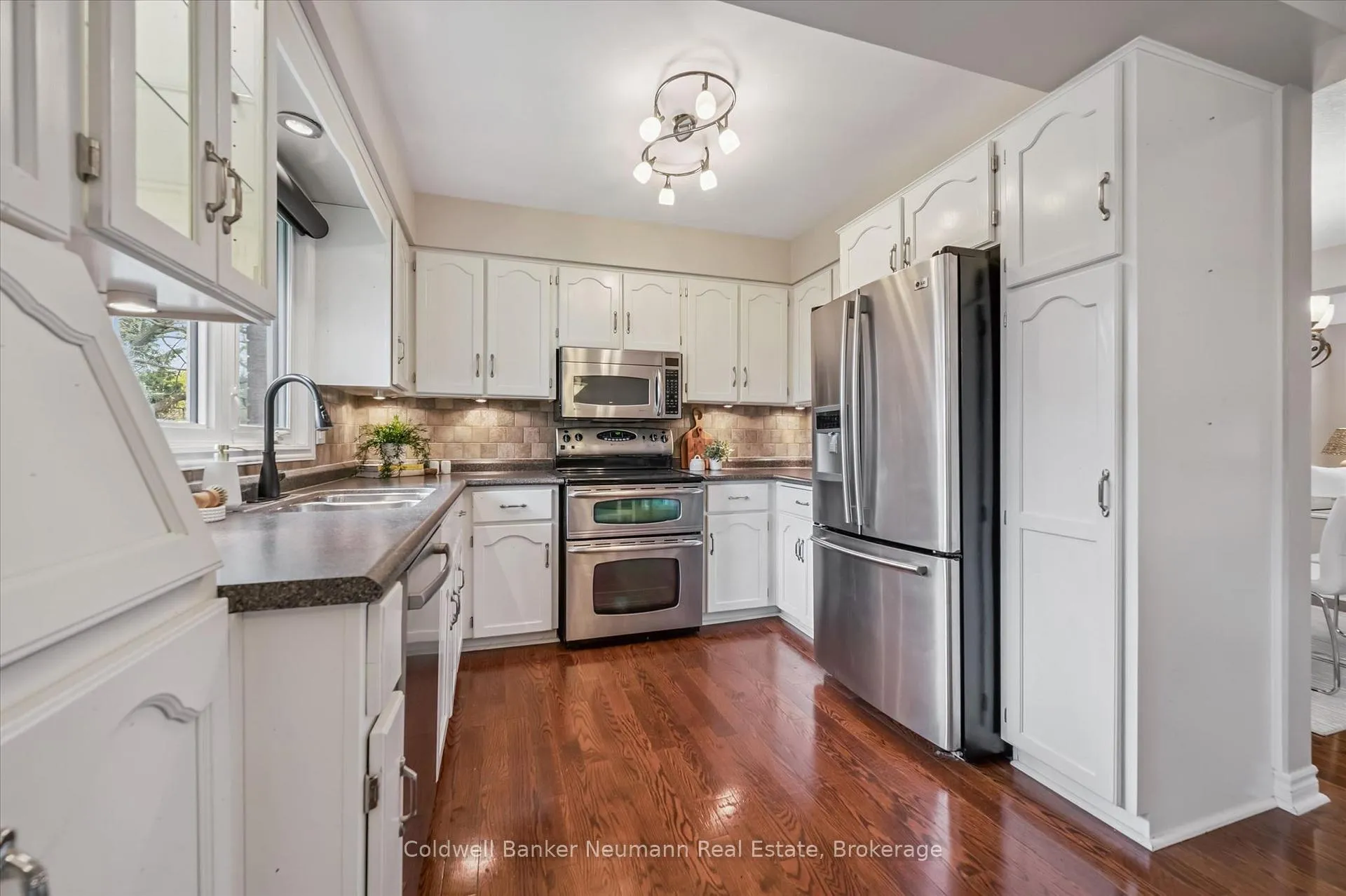 Photo 17 of 5 Ervin Crescent, Guelph, Kortright West — HOMEH