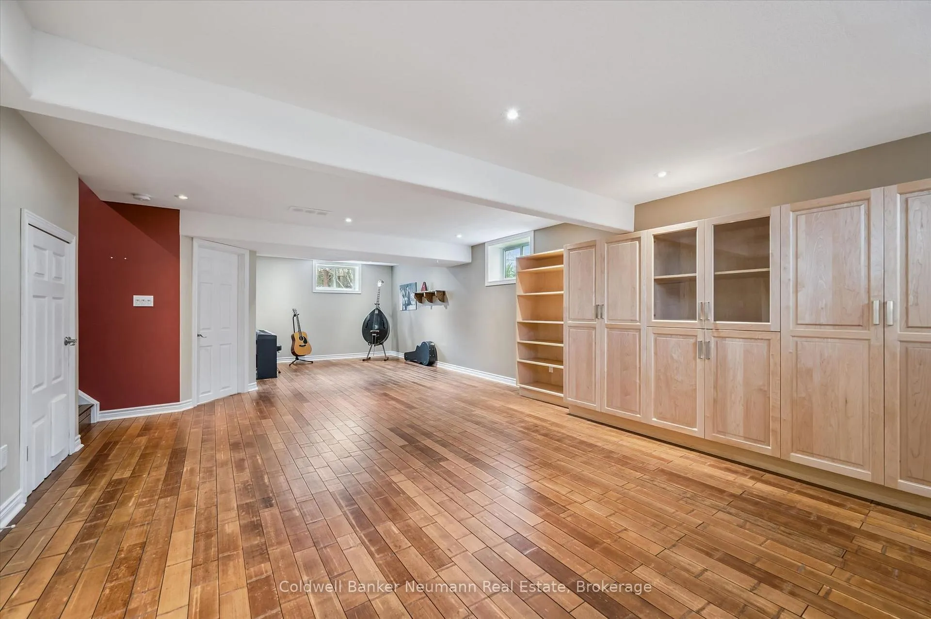 Photo 34 of 5 Ervin Crescent, Guelph, Kortright West — HOMEH