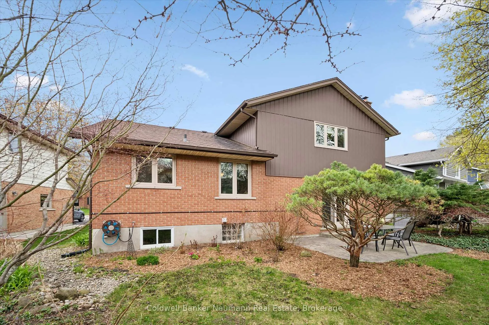 Photo 39 of 5 Ervin Crescent, Guelph, Kortright West — HOMEH
