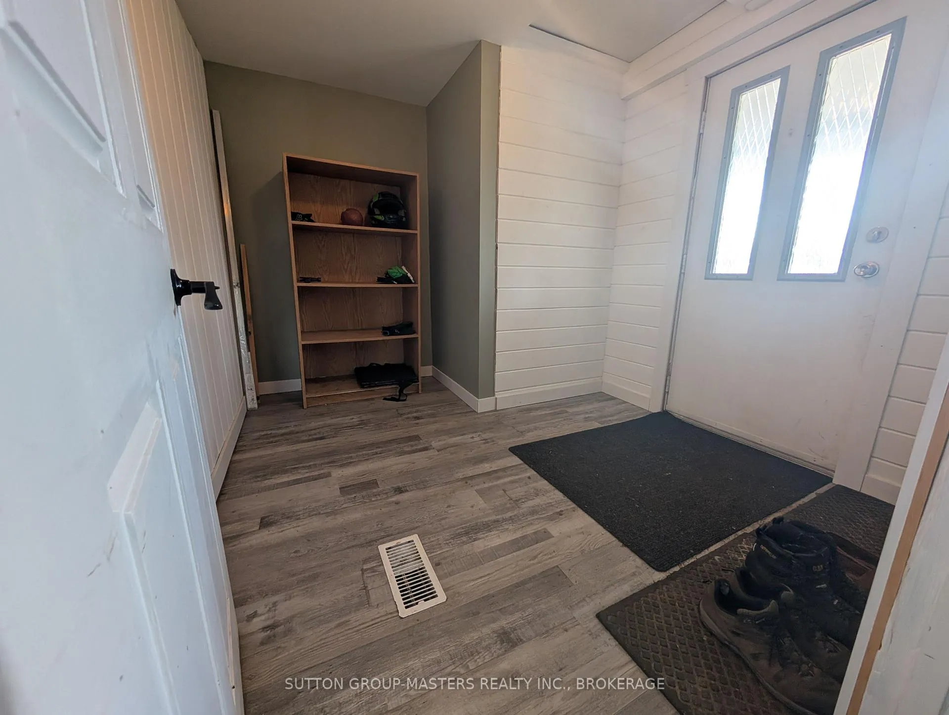 Photo 19 of 191 Fifth Concession Road S, Addington Highlands — HOMEH