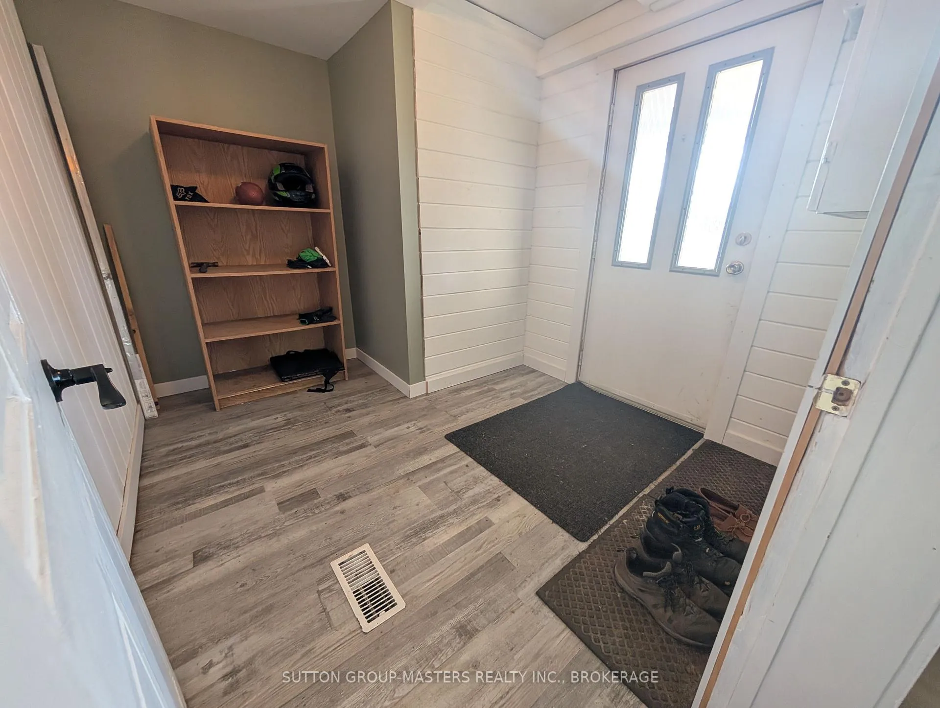 Photo 21 of 191 Fifth Concession Road S, Addington Highlands — HOMEH