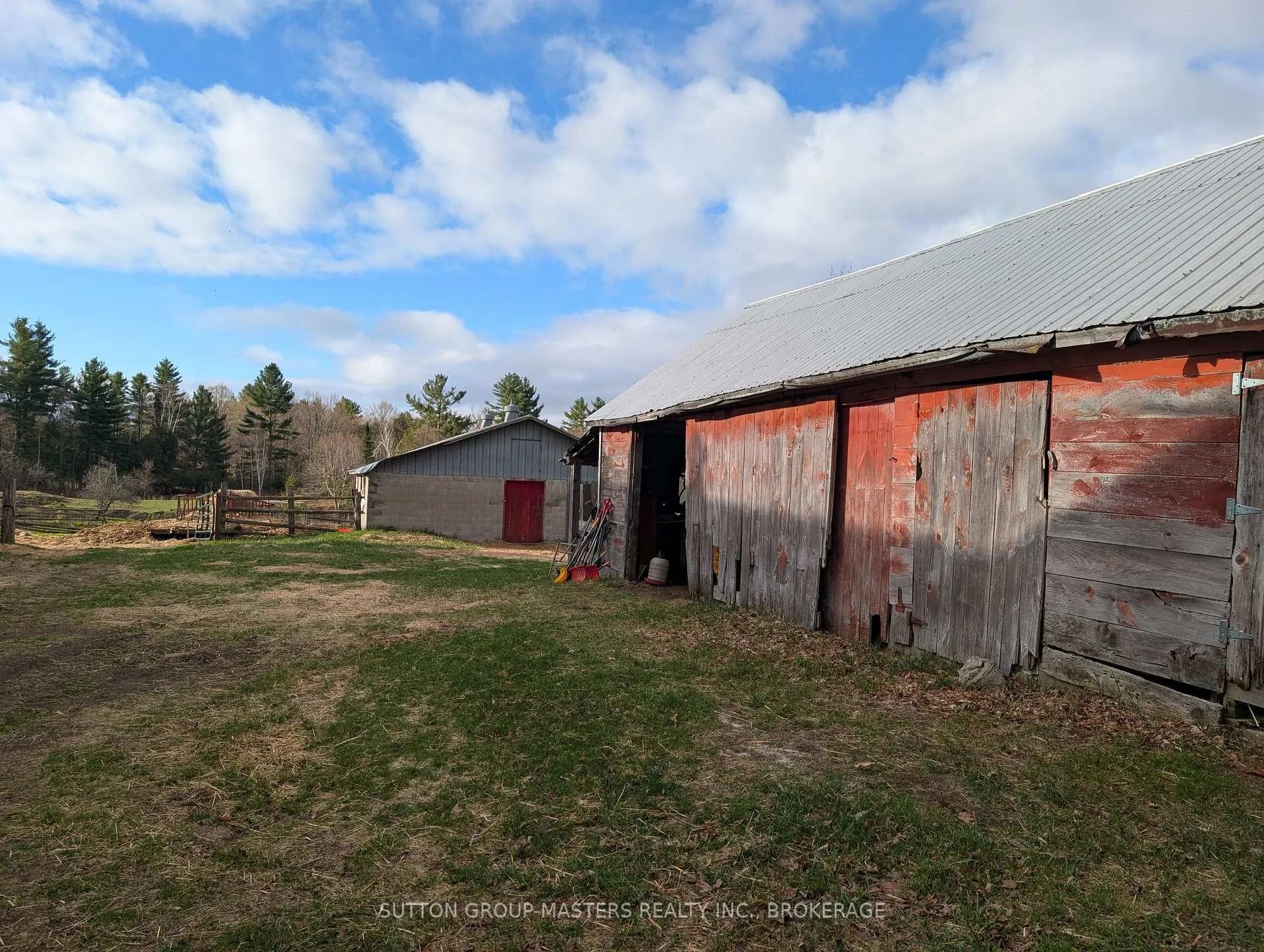 Photo 33 of 191 Fifth Concession Road S, Addington Highlands — HOMEH