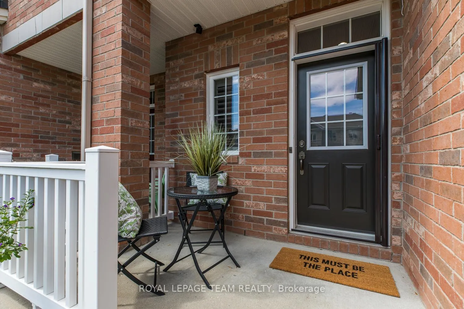 Photo 2 of 764 Bowercrest Crescent, Ottawa, Riverside South/Gloucester Glen — HOMEH