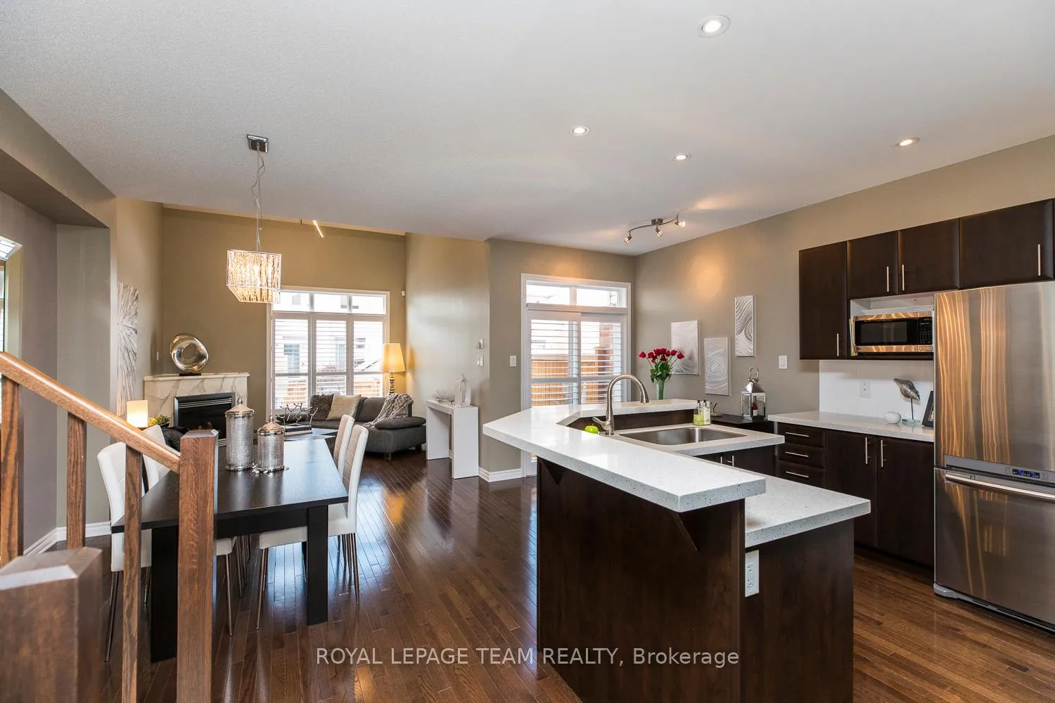 Photo 5 of 764 Bowercrest Crescent, Ottawa, Riverside South/Gloucester Glen — HOMEH