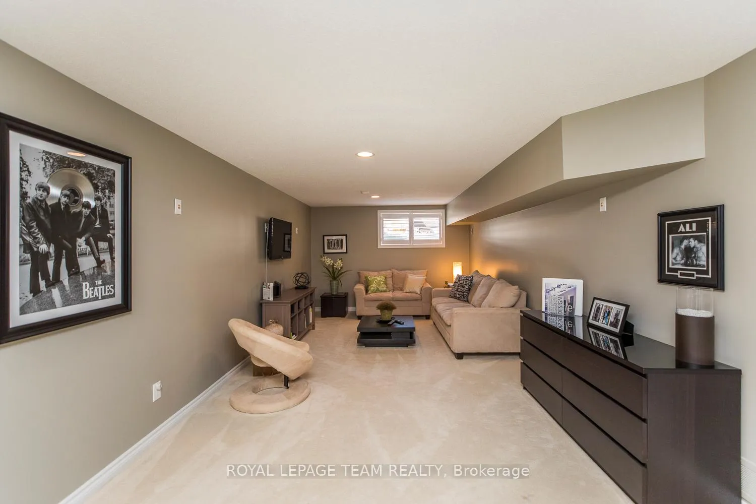 Photo 25 of 764 Bowercrest Crescent, Ottawa, Riverside South/Gloucester Glen — HOMEH