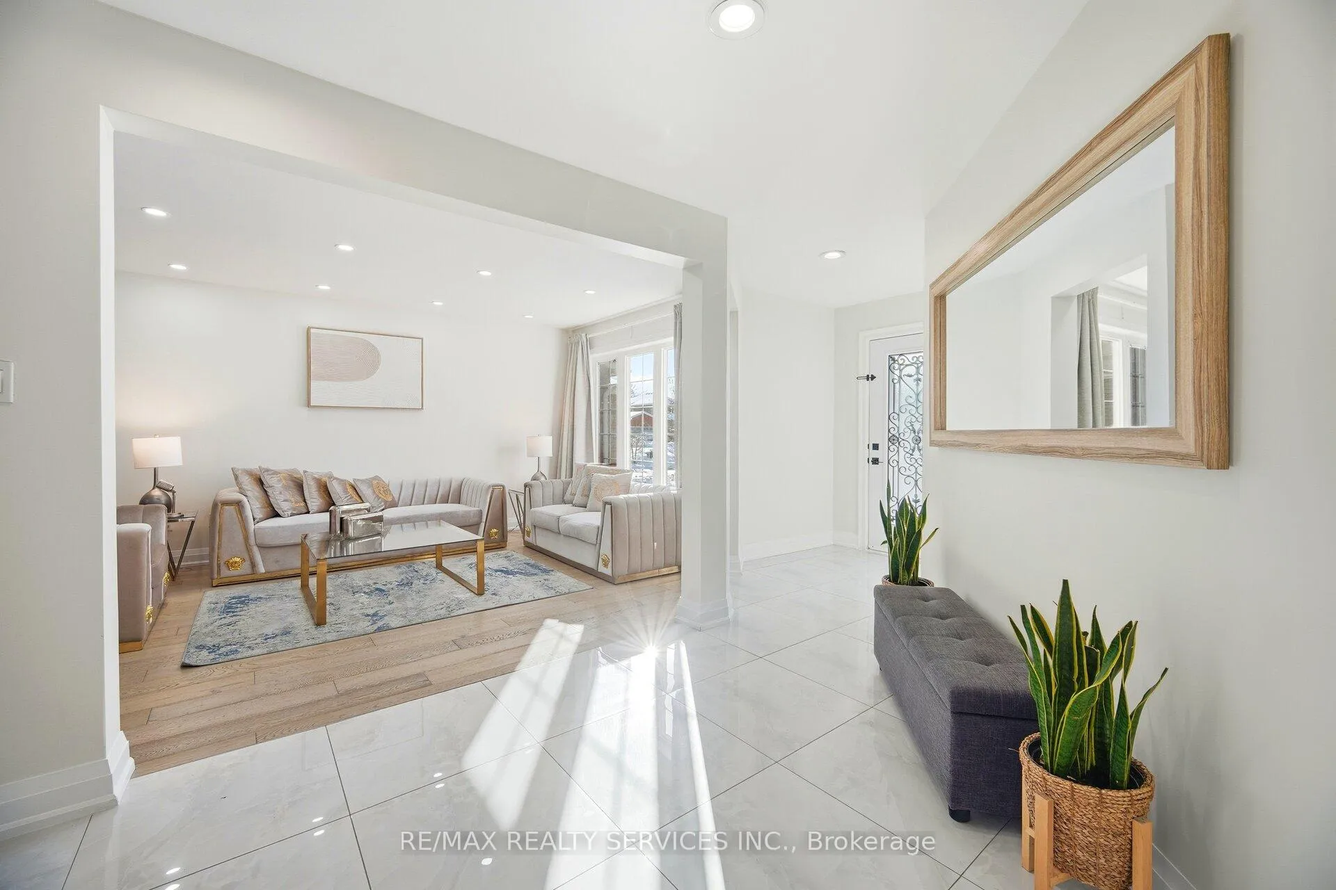 Photo 6 of 71 Hutton Crescent, Caledon, Rural Caledon — HOMEH