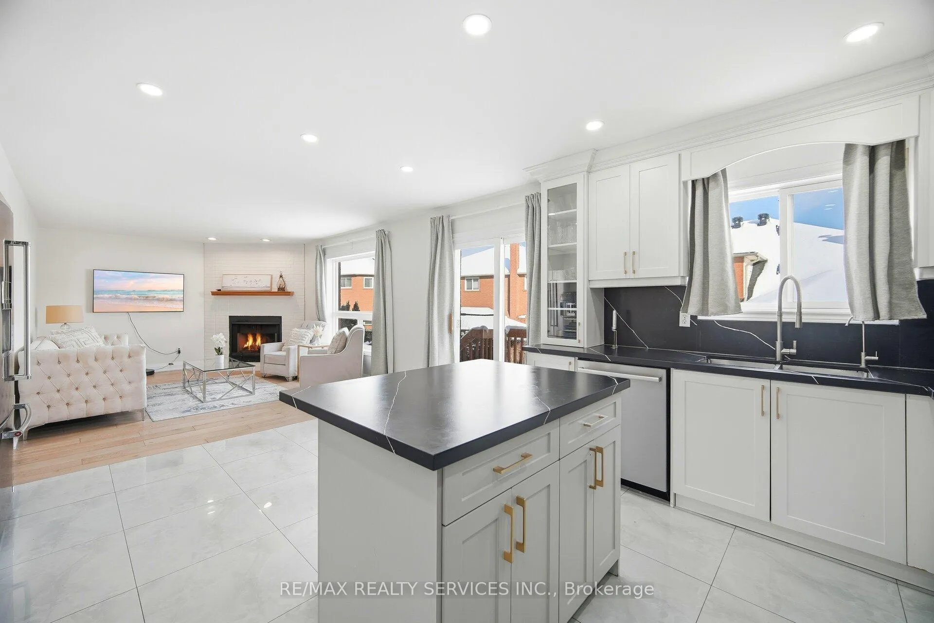 Photo 15 of 71 Hutton Crescent, Caledon, Rural Caledon — HOMEH