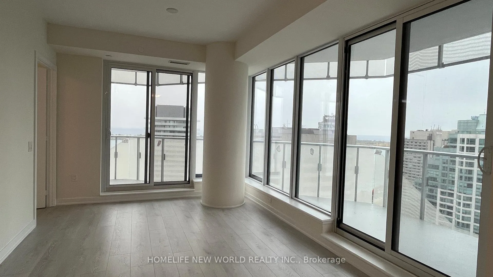 Photo 7 of Unit 3202, 28 Freeland Street, Toronto, Waterfront Communities — HOMEH