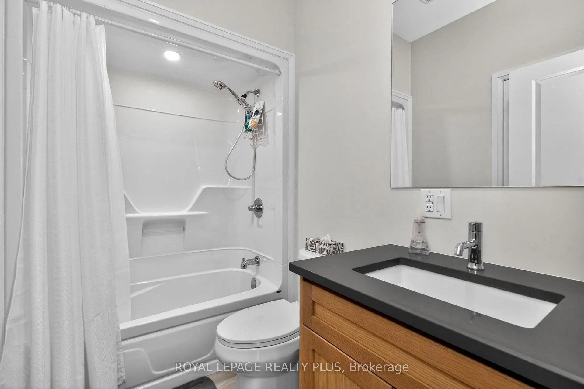 Photo 32 of 5 Quarry Road, Penetanguishene — HOMEH