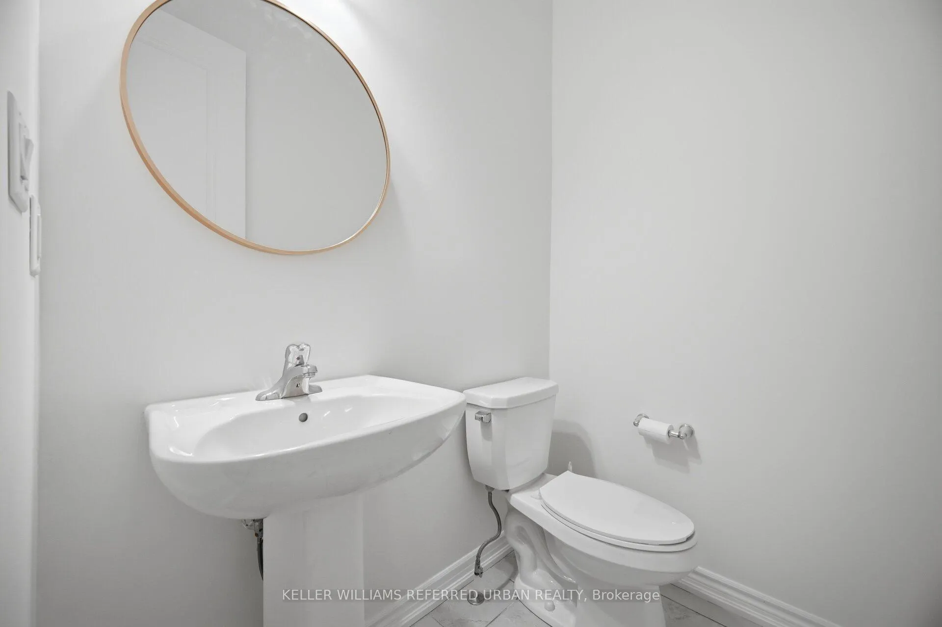 Photo 9 of 74 Ten Pines Road, Vaughan, Kleinburg — HOMEH