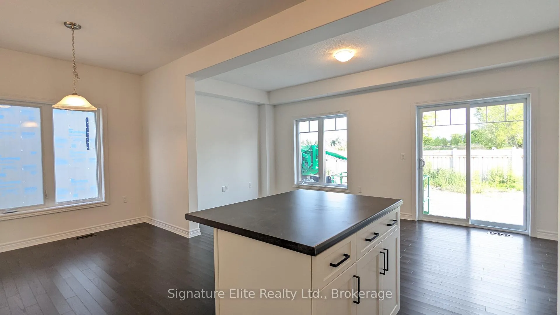 Photo 11 of 13 Shipley Avenue, Collingwood — HOMEH