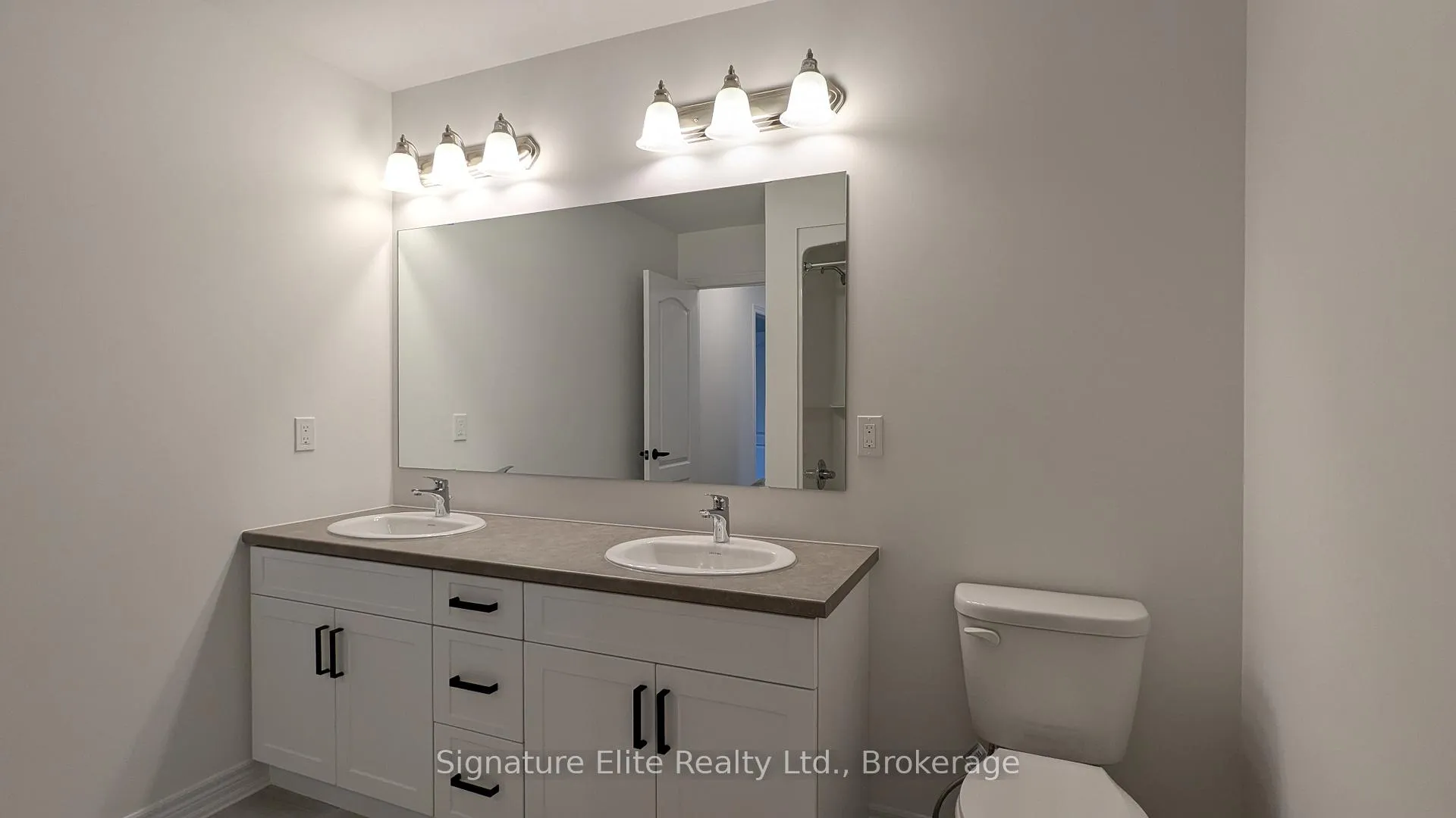 Photo 29 of 13 Shipley Avenue, Collingwood — HOMEH