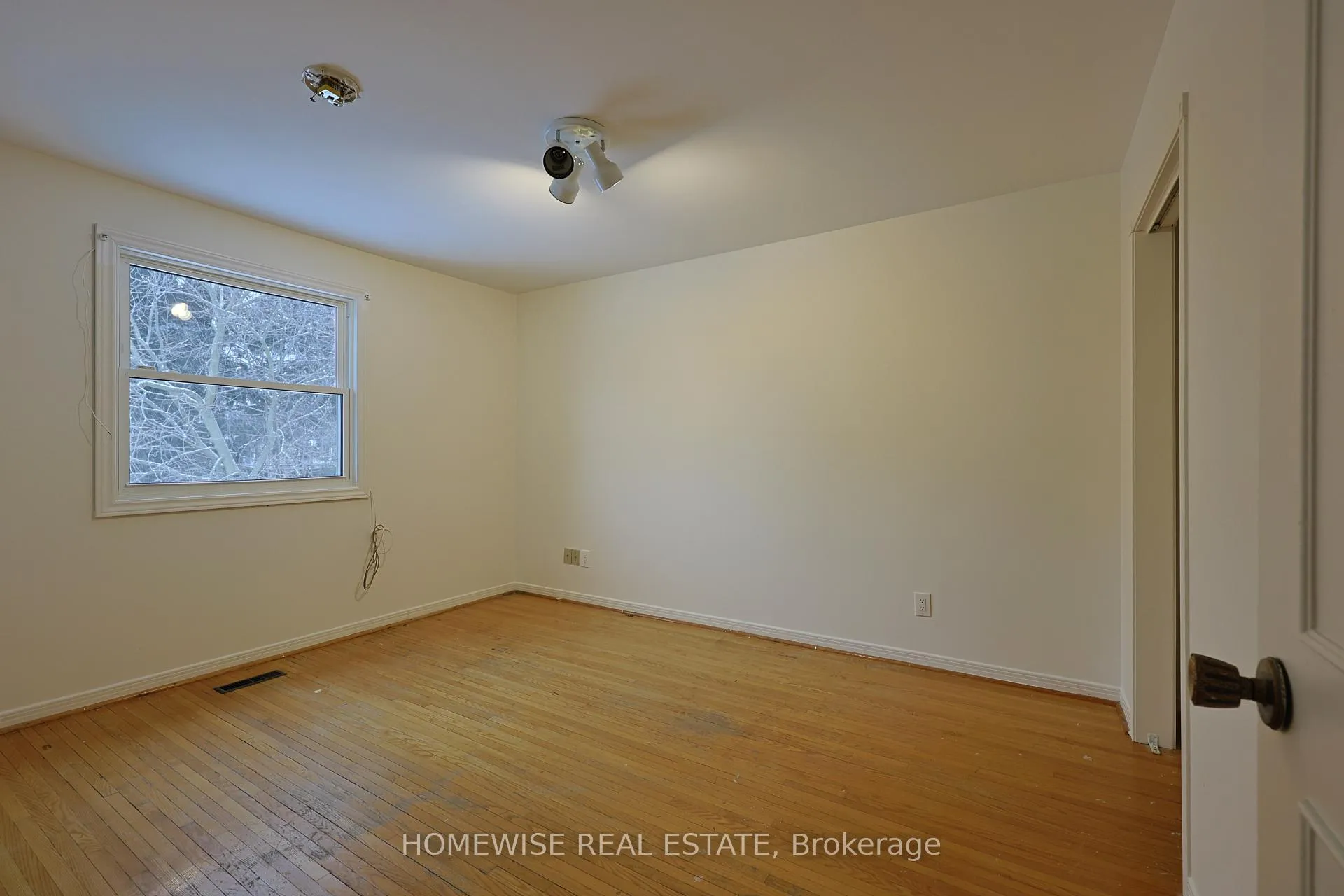 Photo 15 of 22 Cobblestone Drive, Markham, German Mills — HOMEH