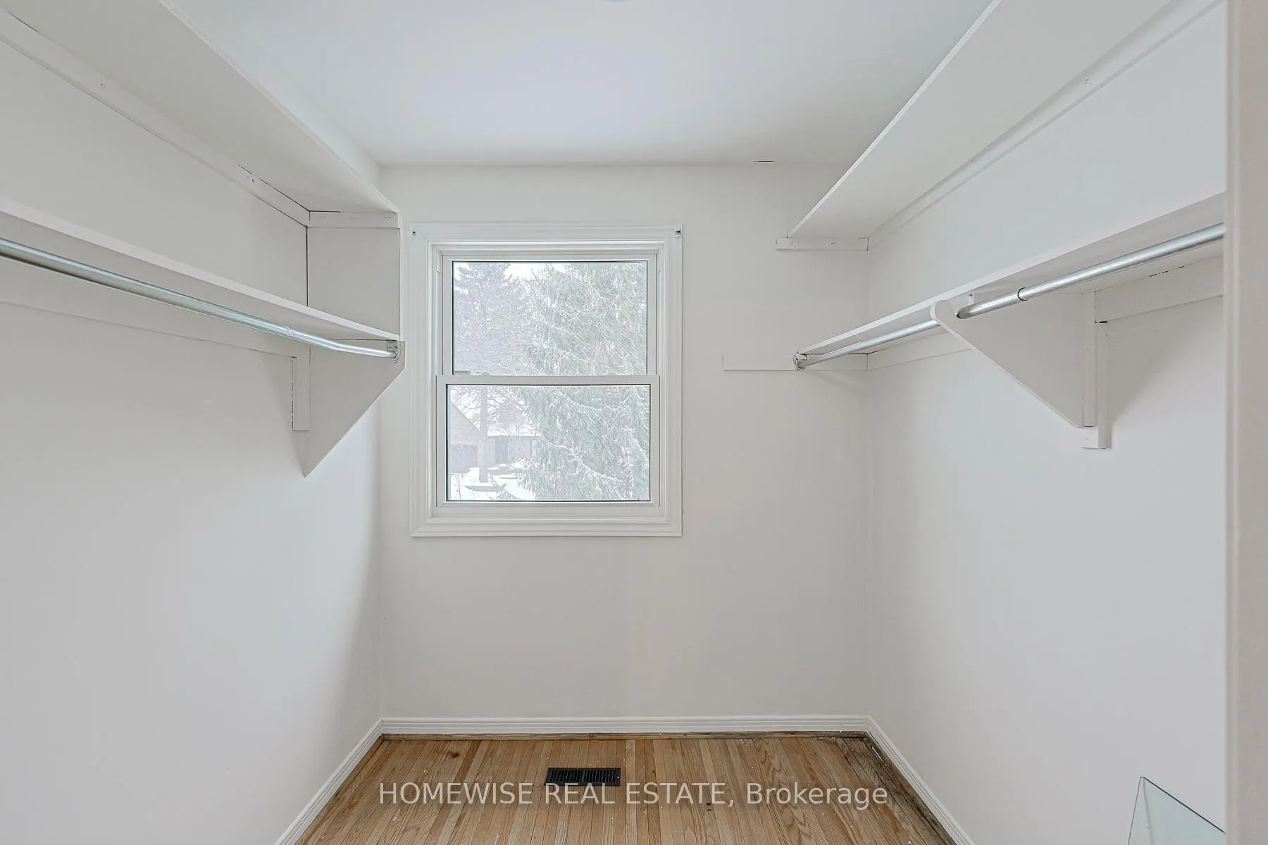 Photo 17 of 22 Cobblestone Drive, Markham, German Mills — HOMEH