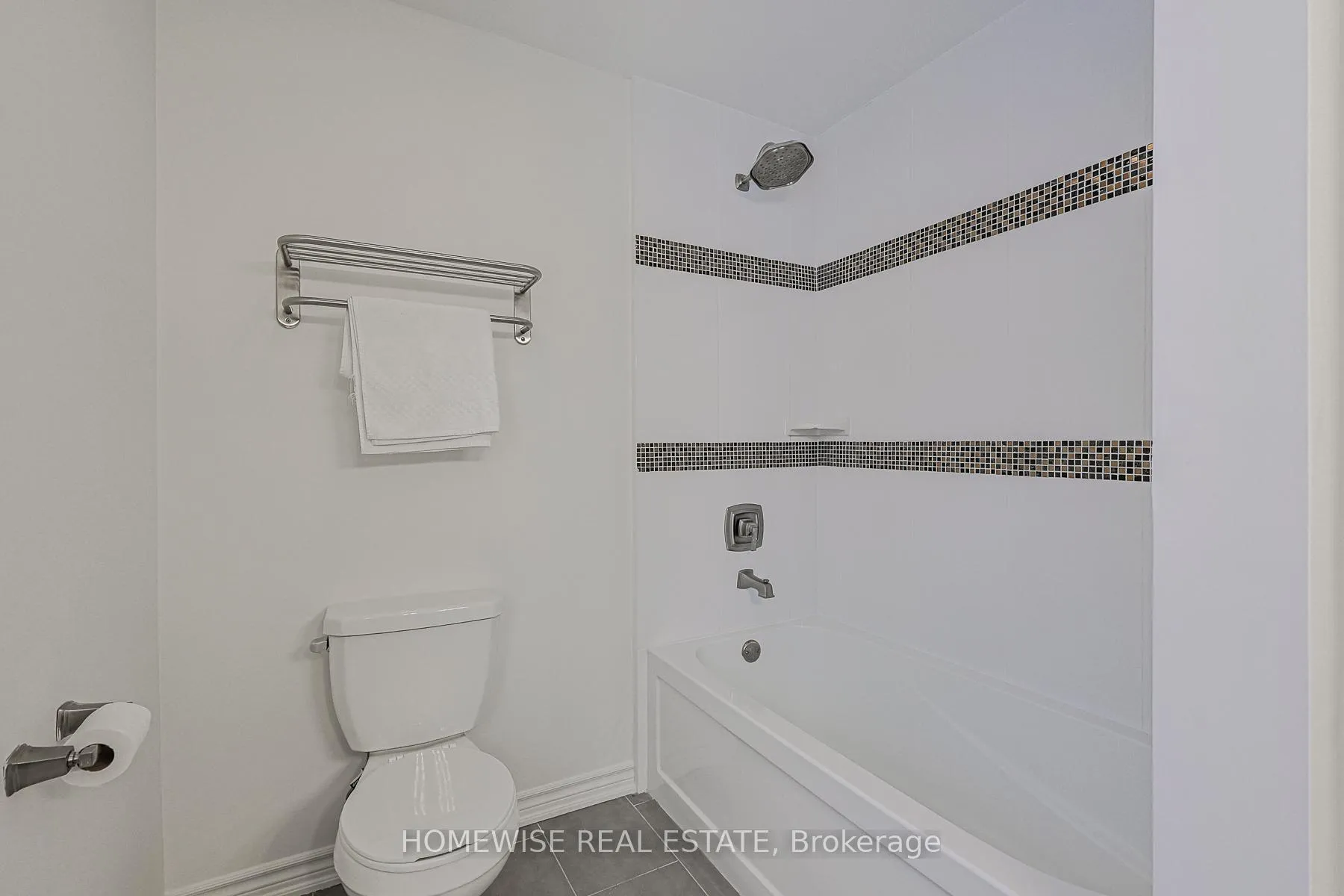 Photo 19 of 22 Cobblestone Drive, Markham, German Mills — HOMEH