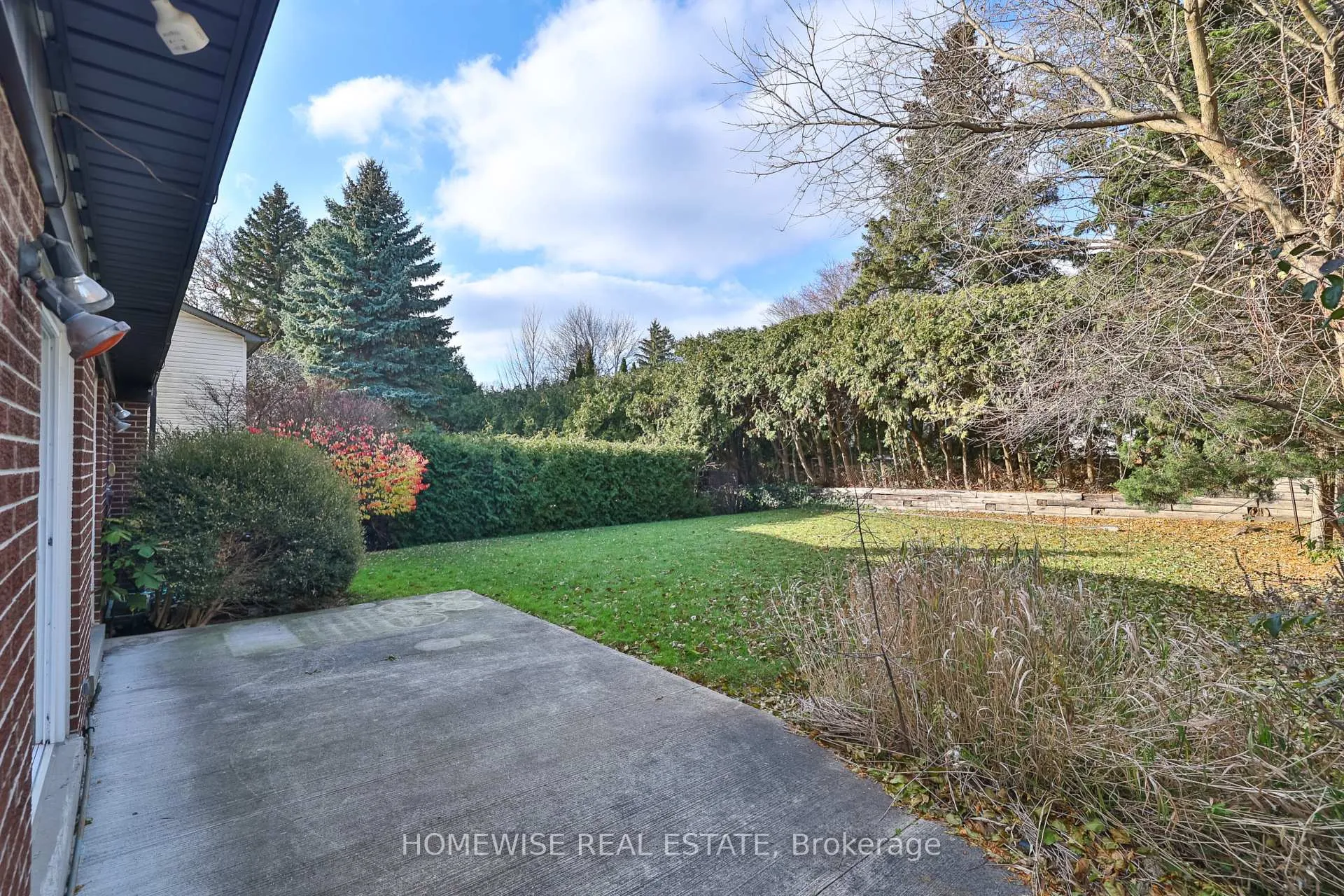 Photo 23 of 22 Cobblestone Drive, Markham, German Mills — HOMEH