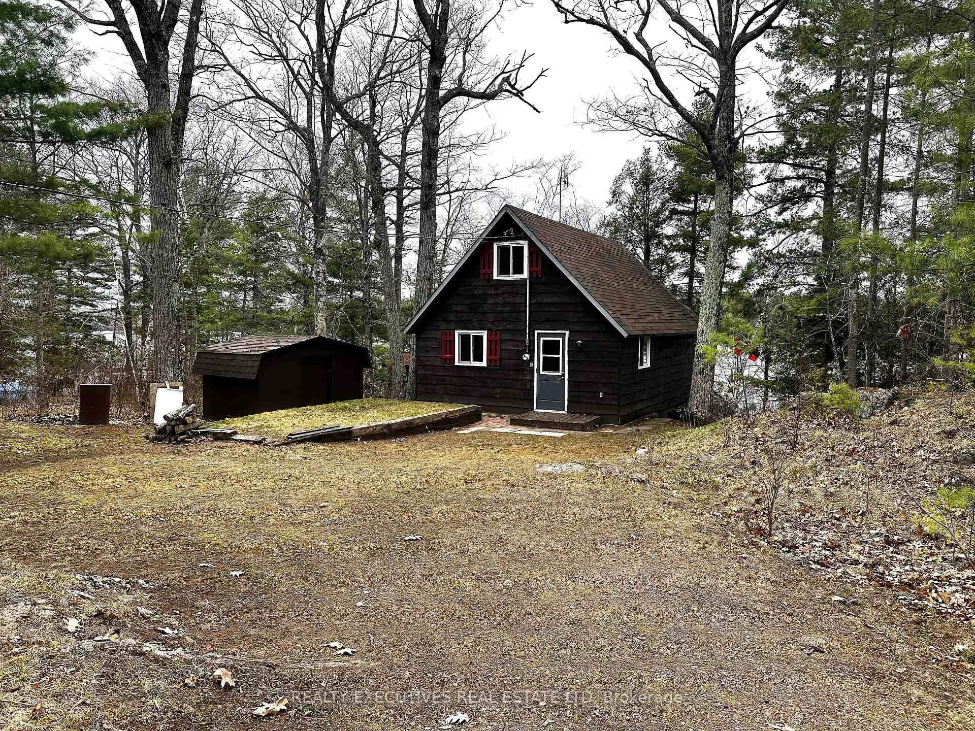 Photo 2 of 210 Birch Bay Lane, Tay Valley, Bathurst/Burgess & Sherbrooke (Bathurst) Twp — HOMEH