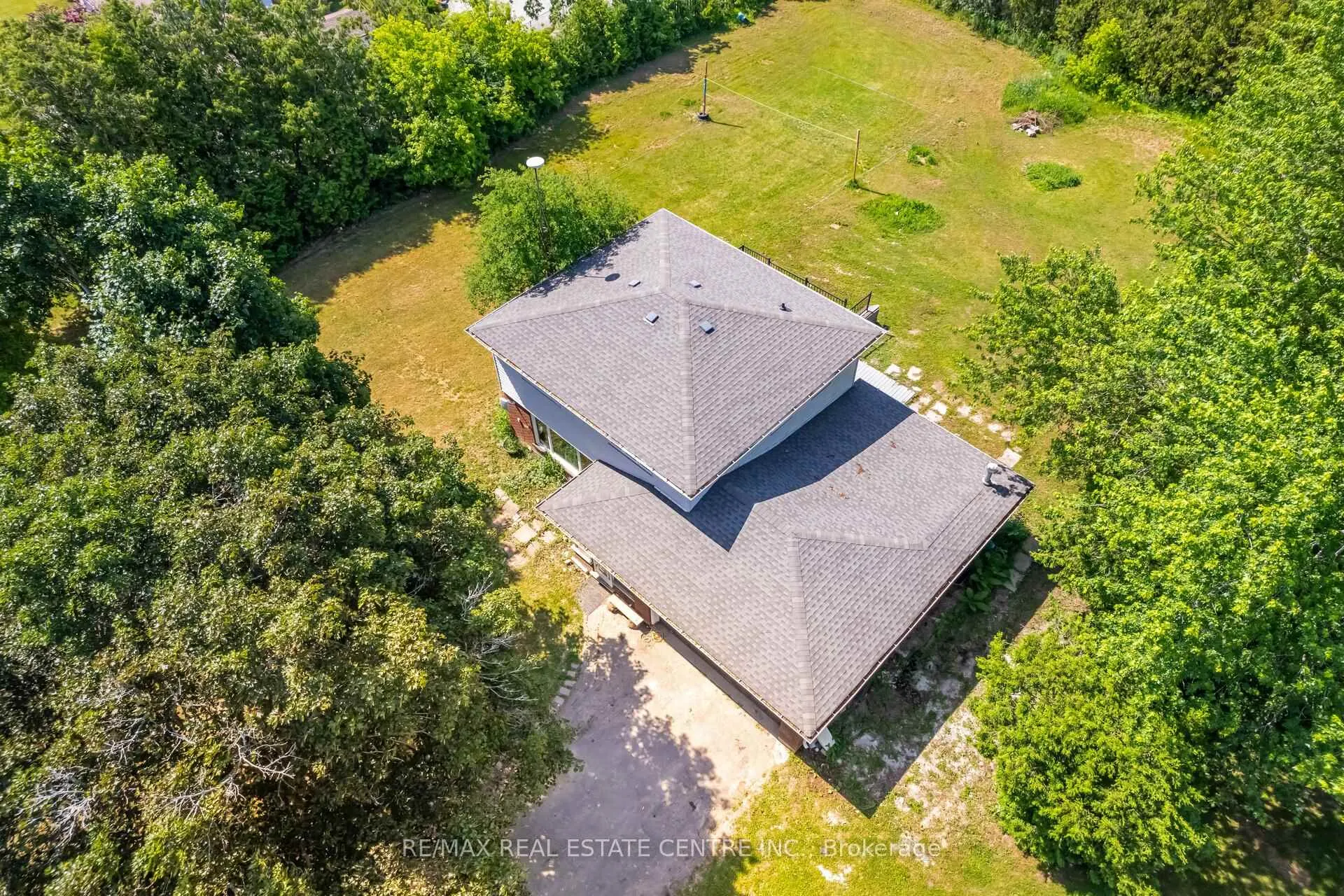 Photo 3 of 12386 Creditview Road, Caledon, Rural Caledon — HOMEH