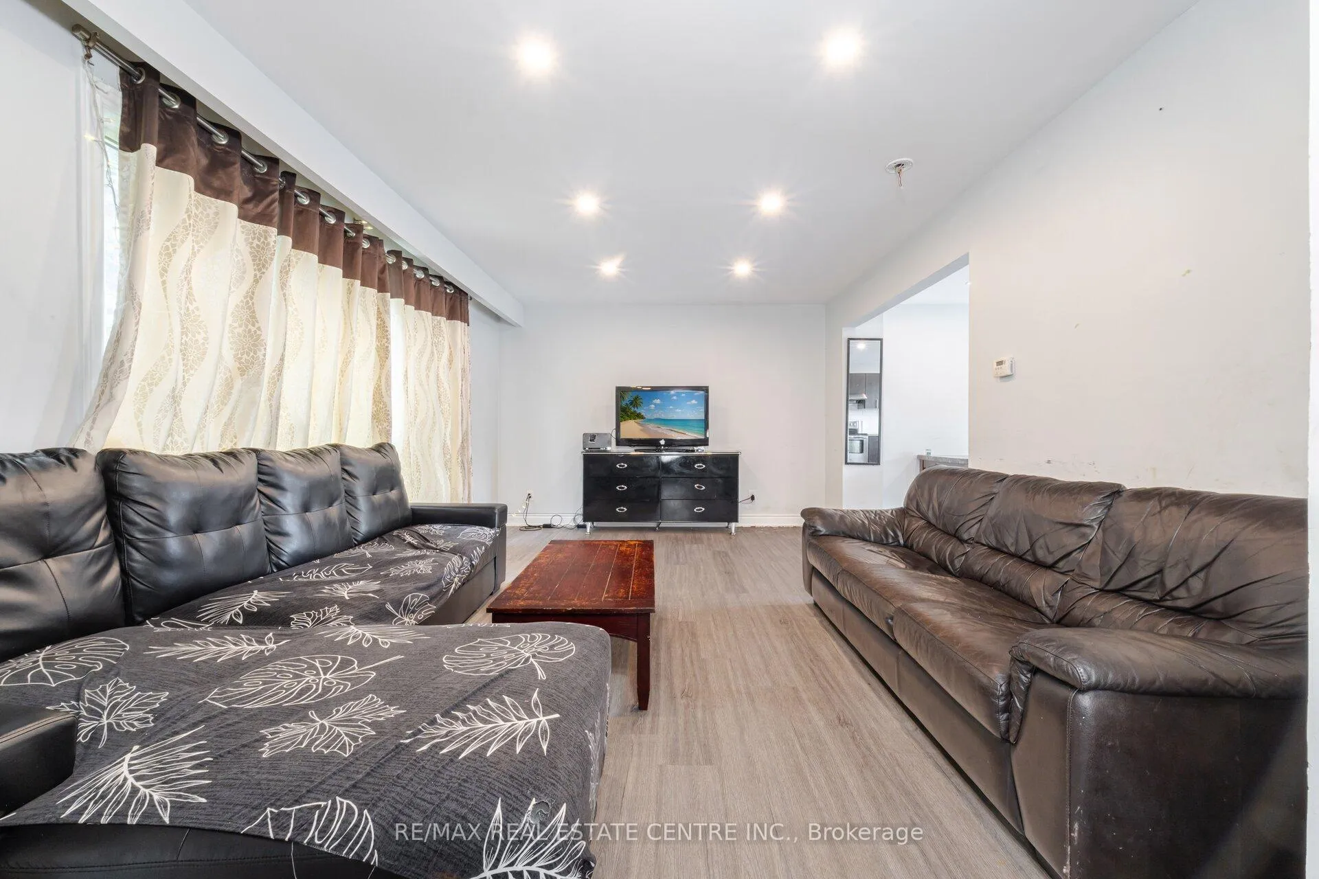 Photo 11 of 12386 Creditview Road, Caledon, Rural Caledon — HOMEH
