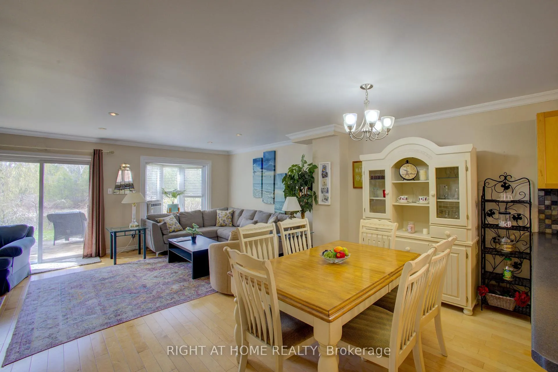 Photo 12 of Unit 17, 39 28th Street S, Wasaga Beach — HOMEH