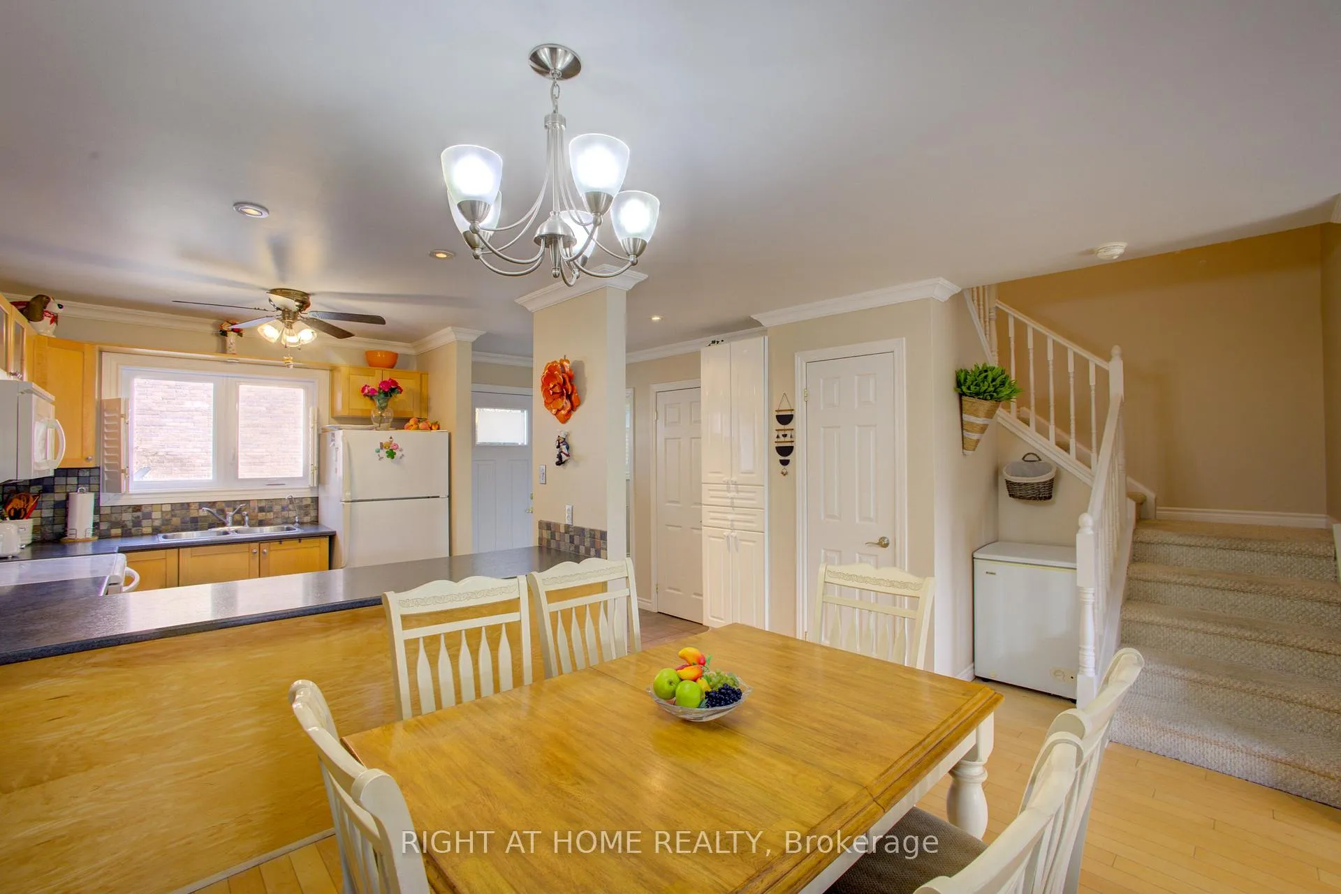 Photo 15 of Unit 17, 39 28th Street S, Wasaga Beach — HOMEH