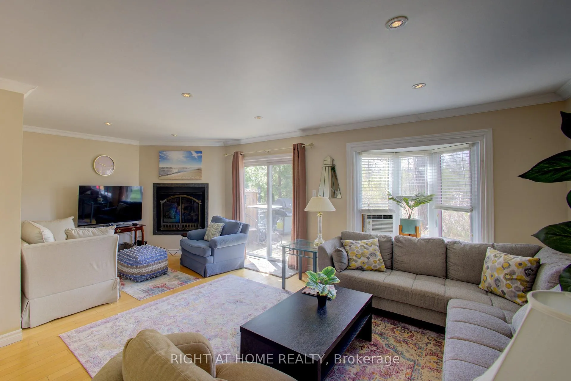 Photo 16 of Unit 17, 39 28th Street S, Wasaga Beach — HOMEH